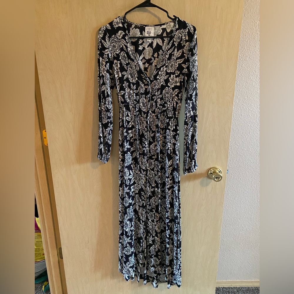 Maxi floral billabong dress